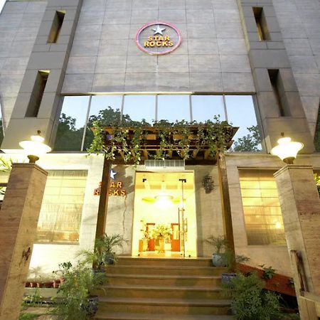 Hotel Star Rocks New Delhi Exterior photo